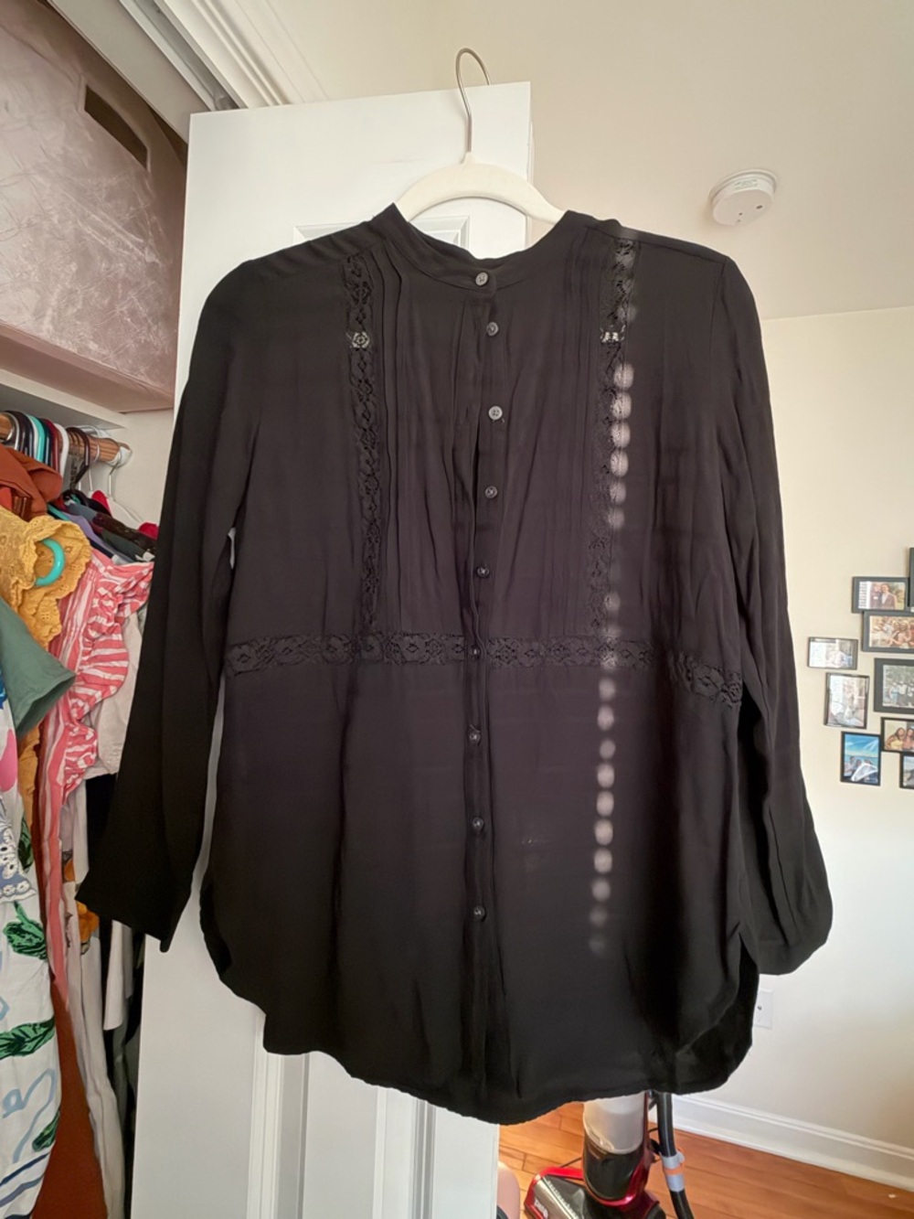 LOFT Black Long-Sleeve Button Front Women's Top
